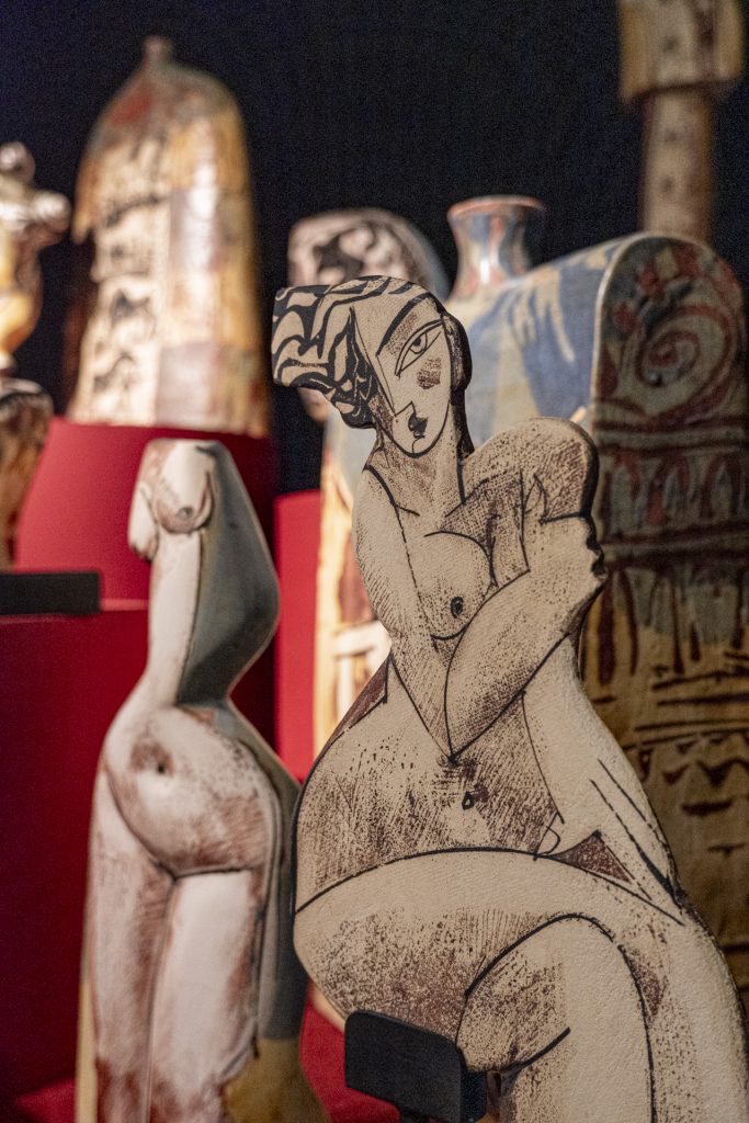 Imagen de las piezas de cerámica de ALFAJAR expuestas en la feria Maison et Objet de París en 2025.